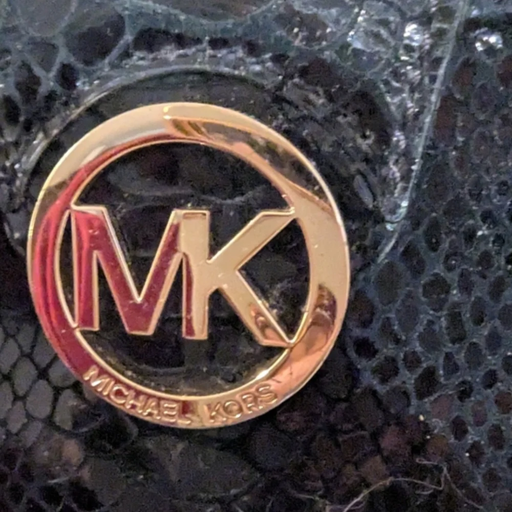 Michael Kors Snake-Embossed Crossbody Bag With Built-in Card Slots